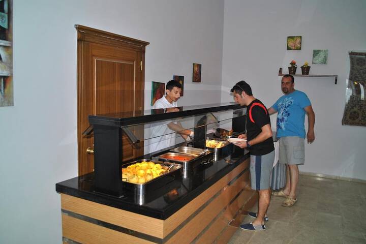 Dining 27 of 54