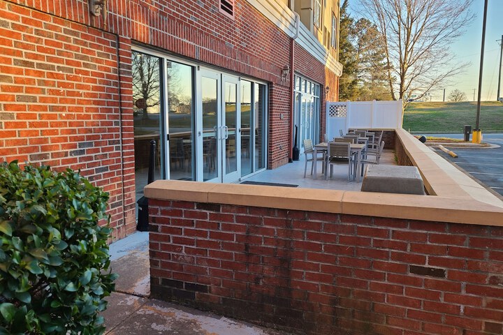 BBQ/picnic area