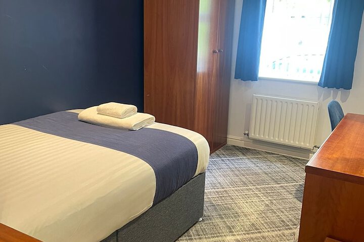 Room 7 of 49