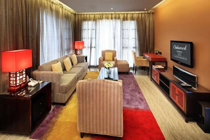 Room 10 of 29