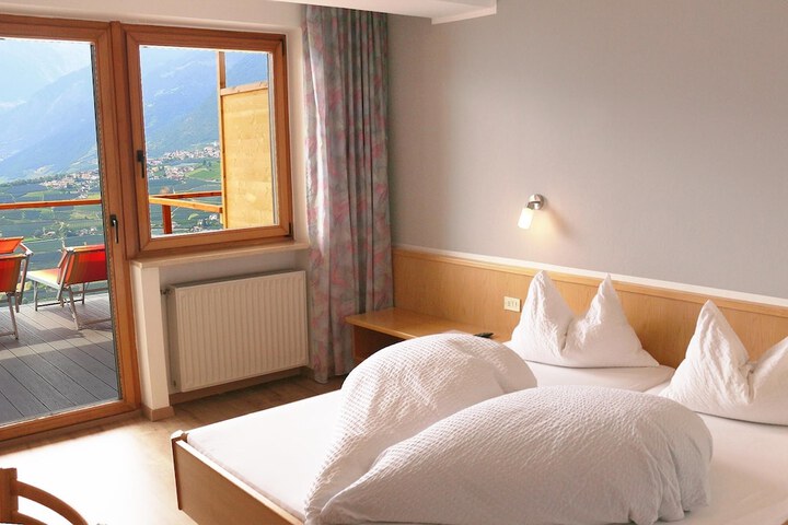 Room 13 of 45