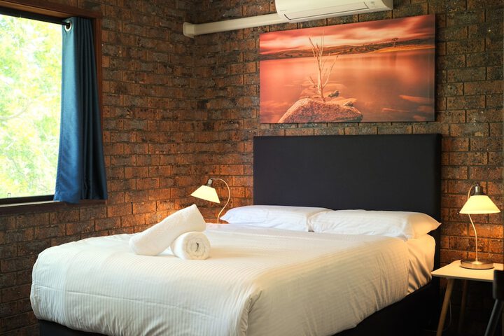 Room 21 of 74