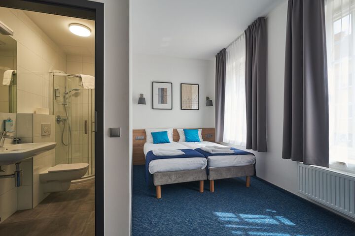 Room 29 of 79