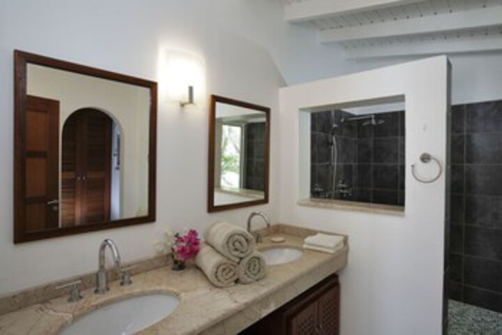 Room 5 of 21
