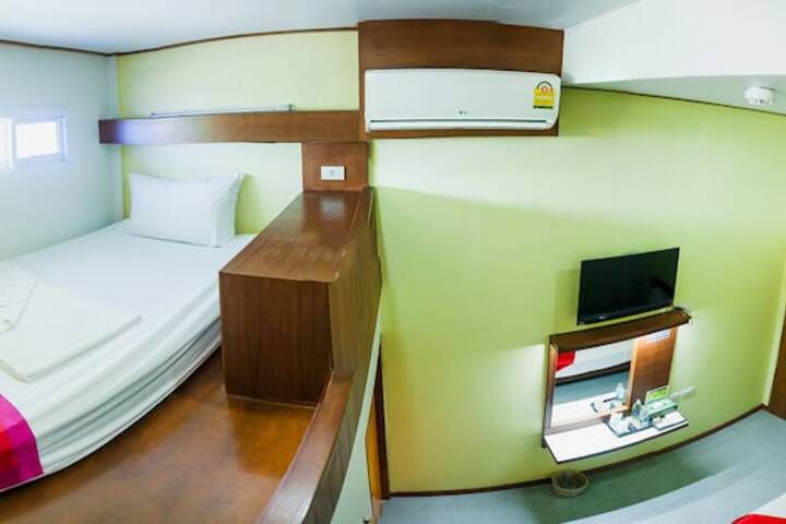 Room 29 of 92
