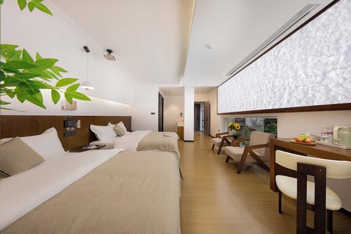 Room 21 of 61