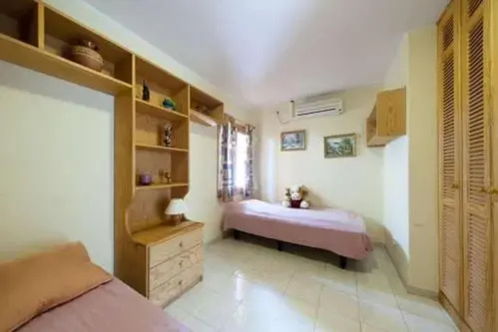 Room 2 of 12