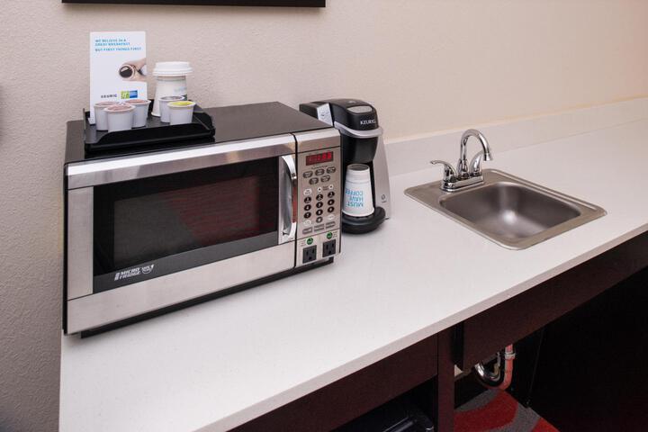 1 King Suite Communications Accessible (13 of 16)