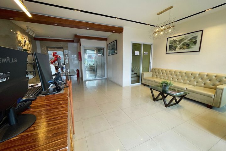 Hotel Interior 4 of 79