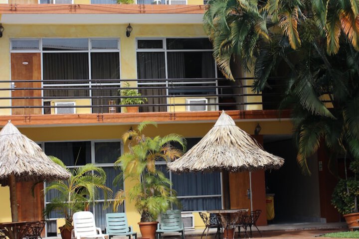 Pools & Facilities