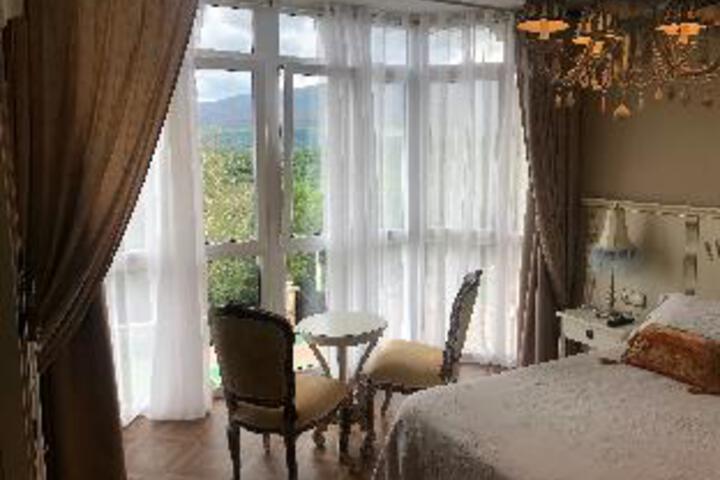 Room 3 of 55