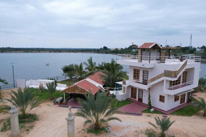Habba Dates Village