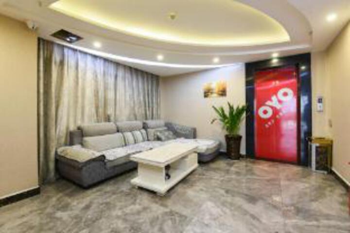 Runyuan Theme Hotel