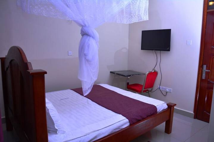 Room 15 of 26