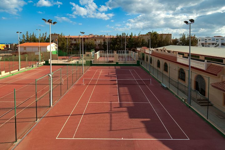 Tennis court