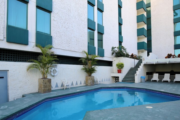 Hotel with Pool