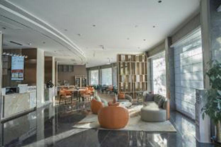GreenTree Inn Express Hotel (Fuzhou Lichuan Branch)