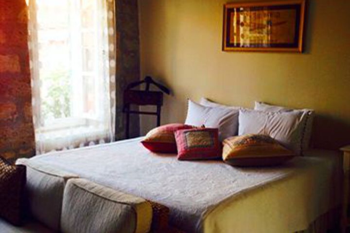 Room 10 of 22