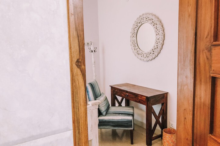Room 44 of 64