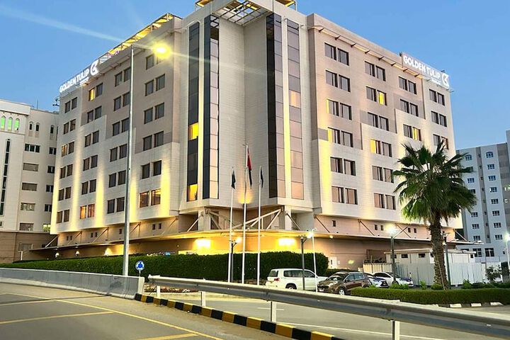 Golden Tulip Muscat