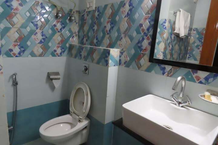 Room 20 of 26