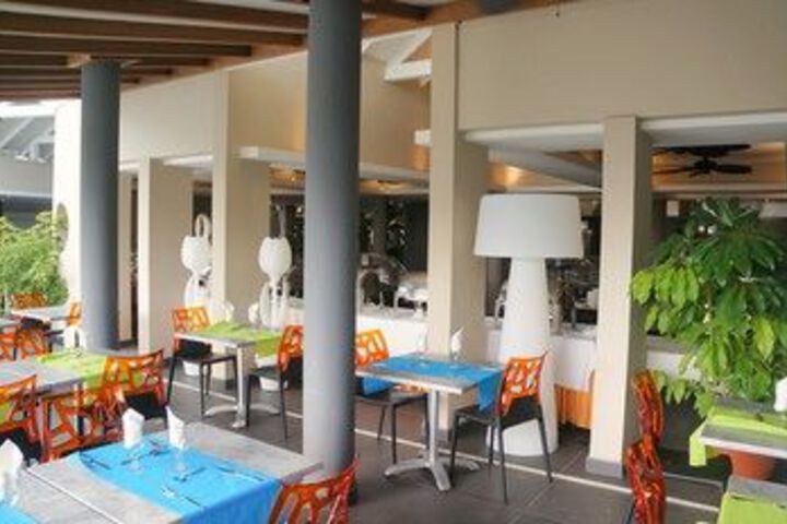 Dining 59 of 69