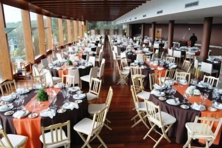 Ballroom/Hall 55 of 65