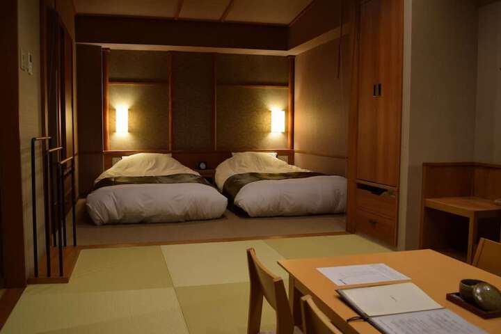 Room 9 of 73