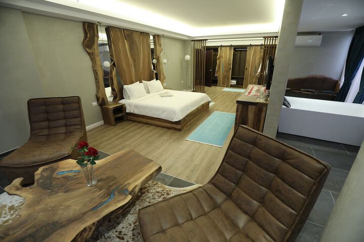 Room 49 of 86