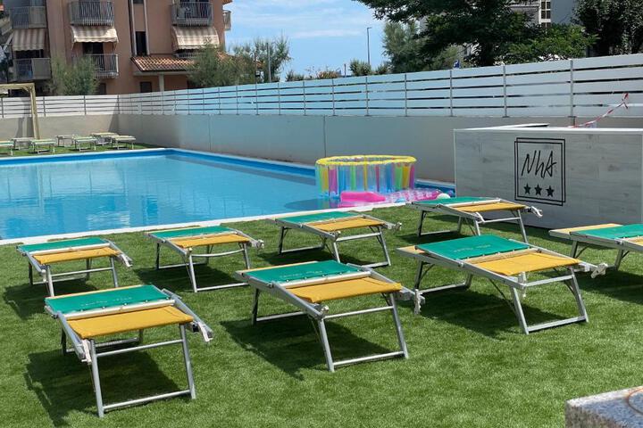 Nuovo hotel ANTHISA