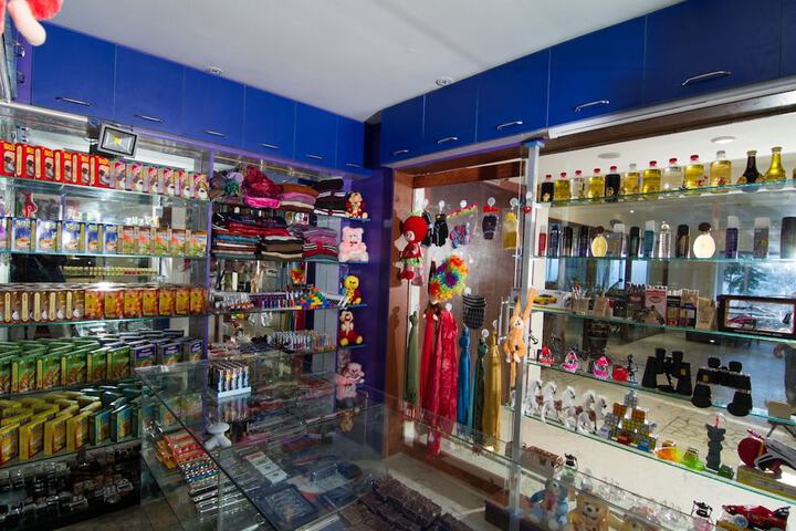 Gift shop