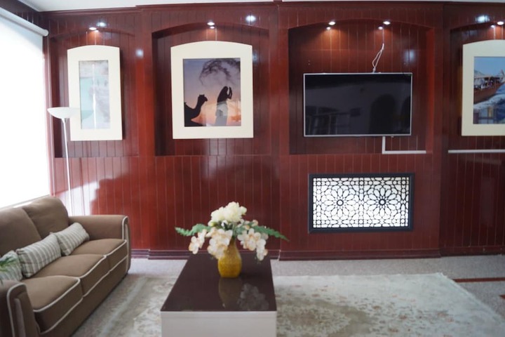 Guest Lobby