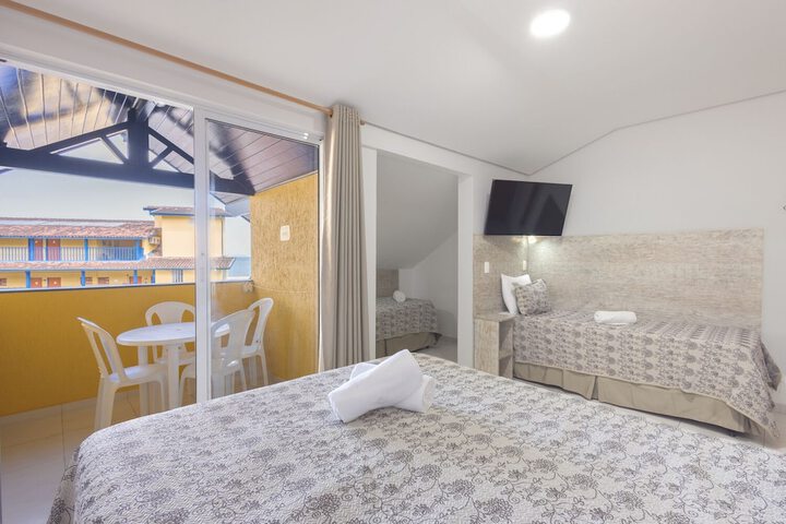 Room 106 of 202