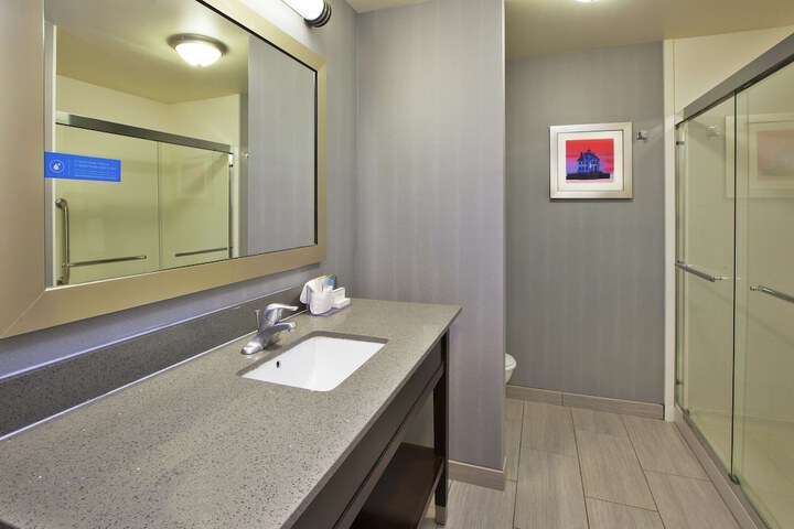 Room 18 of 27