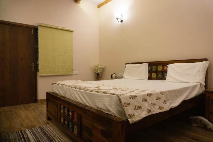 Room 4 of 22
