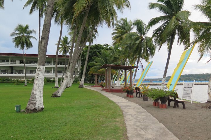 Hotel Exterior 73 of 79