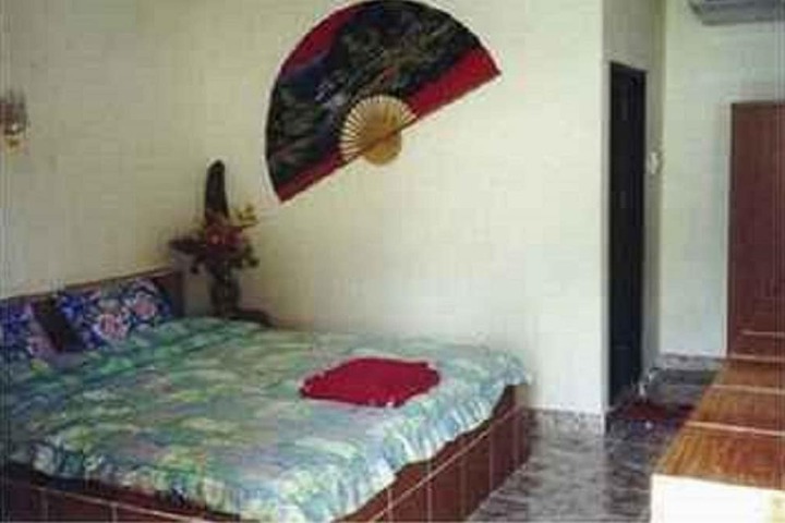 Room 7 of 41