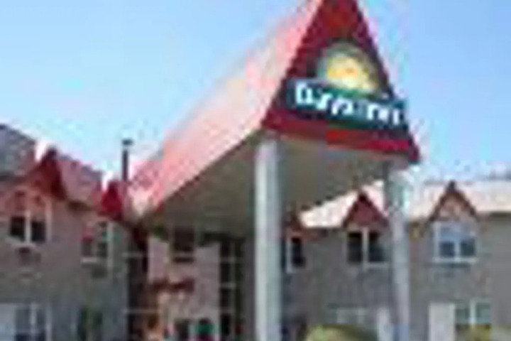 DAYS INN - DARTMOUTH