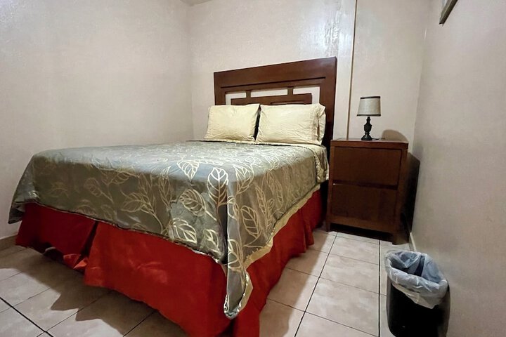 Room 13 of 23