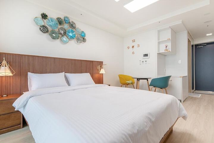 Room 540 of 640