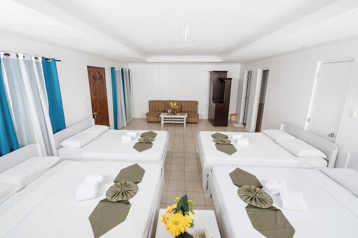 Room 5 of 23