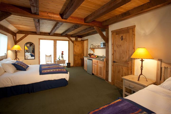Room 9 of 31