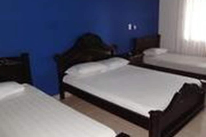 Room 2 of 59