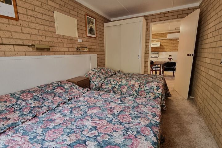 Room 5 of 35