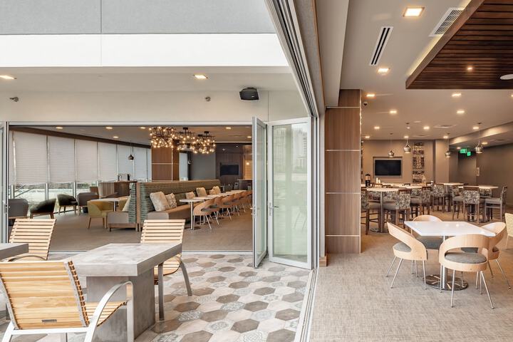 Breakfast area