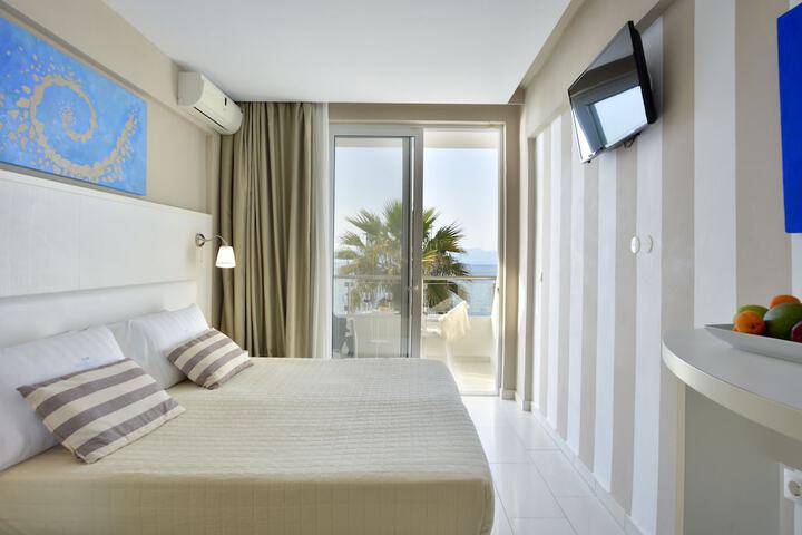 Room 37 of 108