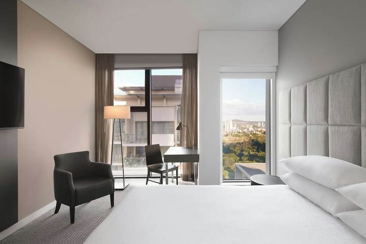 Room 9 of 49
