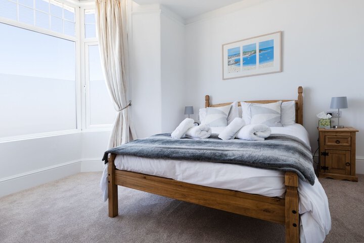 Room 2 of 47