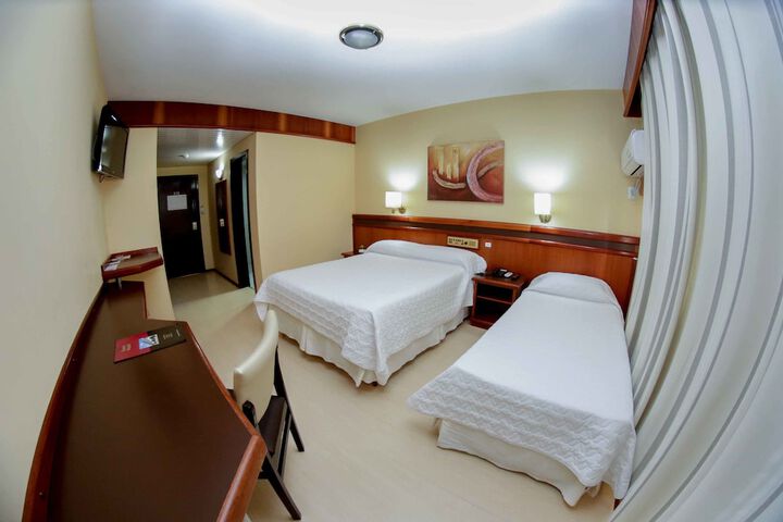 Room 13 of 67