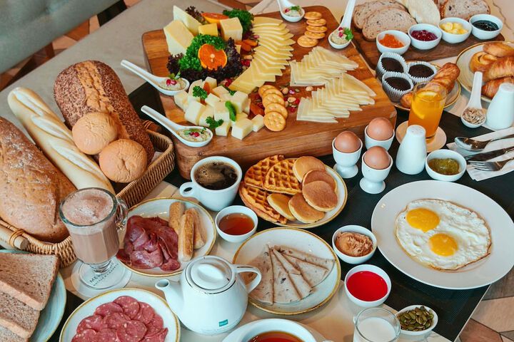 Breakfast/Coffee Service 83 of 157